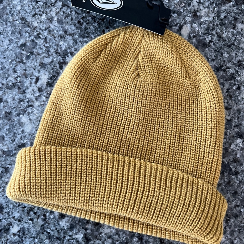 Volcom OS Mustard Yellow Beanie New with Tags